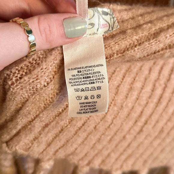 Free People Jaden Ribbed Oversized Chunky Knit Fringe Scarf Wrap Pale Mauve Pink - Picture 8 of 8